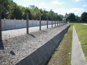 ua120714dachau09.JPG